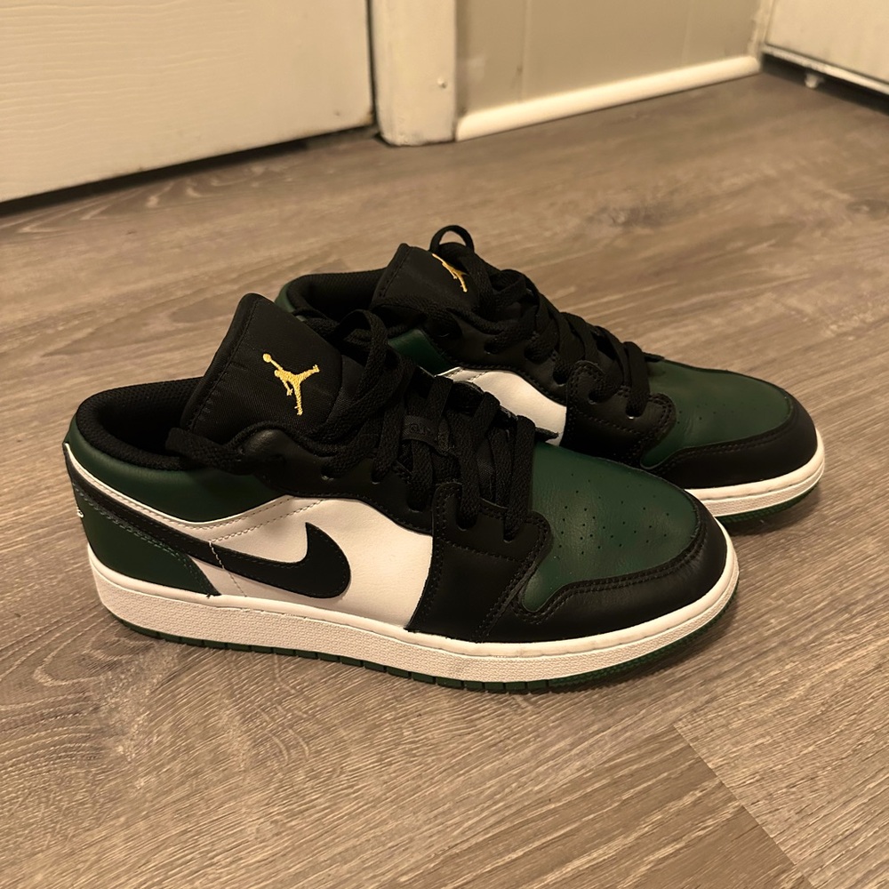 Jordan 1s Low